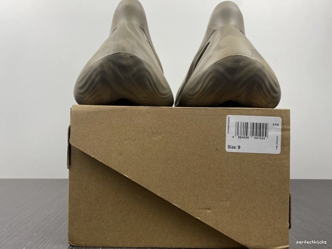 Stone Sage Yeezy GX4472 RNNR Foam Adidas 0816